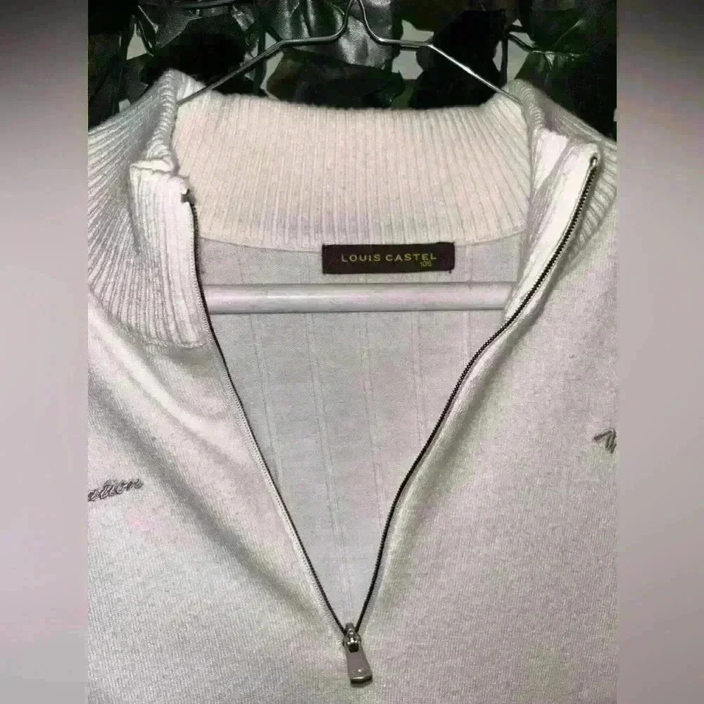 Used men’s Louis castle sweater Size M - Picture 5 of 6